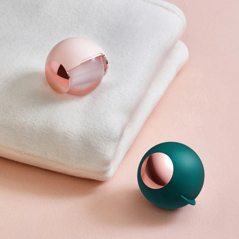 Reusable Gel Lint Roller Ball - Trend Junction 